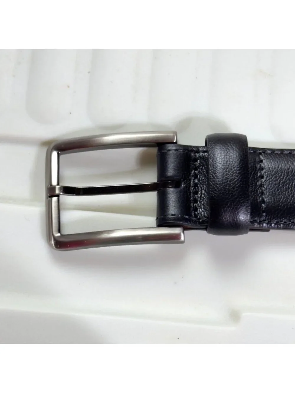 Johnston Murphy Men’s Dress Belt Black Leather Silver-Tone Buckle Size 38